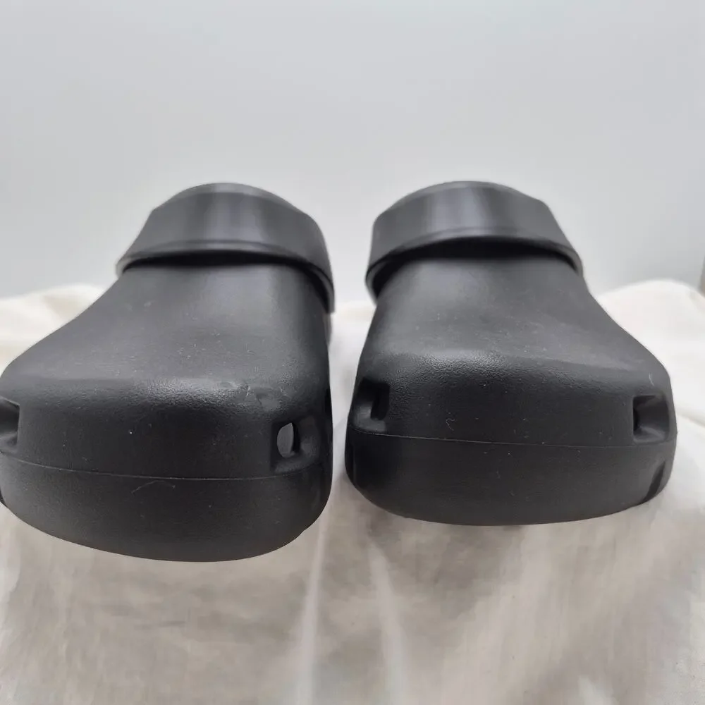 Birkenstock Birki Flow EVA clogs feature a matte black Men's 43 US 10-10.5
